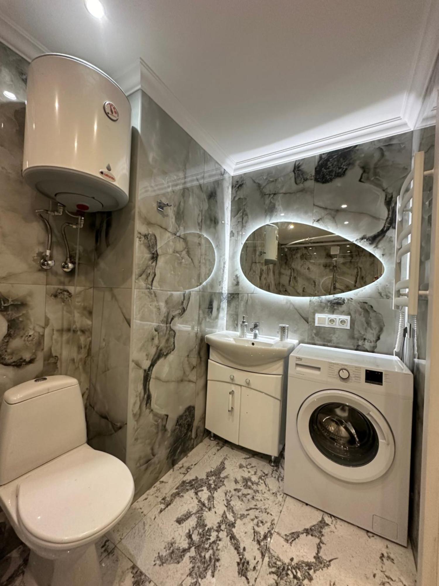 Flat 24 On Lesi Ukrainki 12 With 1 Bedroom كييف المظهر الخارجي الصورة