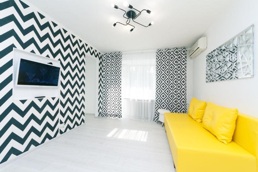 Flat 24 On Lesi Ukrainki 12 With 1 Bedroom كييف المظهر الخارجي الصورة